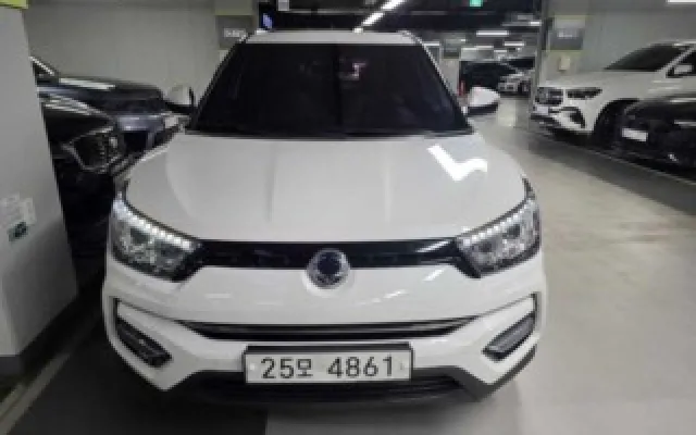 티볼리아머 중고차 티볼리 아머 2WD 가솔린 기어 플러스 매물 사진 4 - 2018/11 12,989km