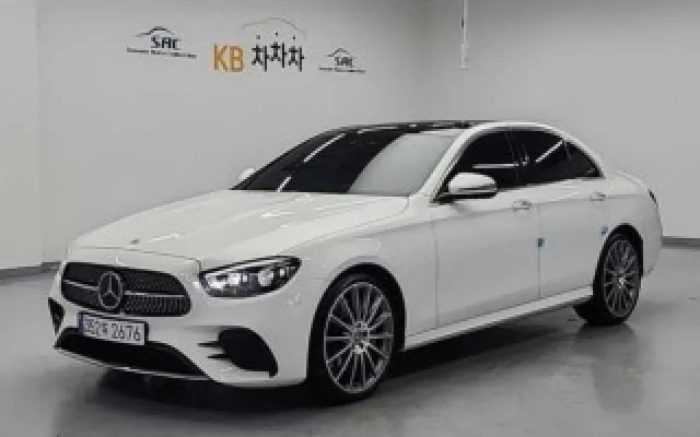 티볼리아머 중고차 E-클래스 W213 E350 4MATIC AMG LINE 매물 사진 4 - 2022/07 23,181km
