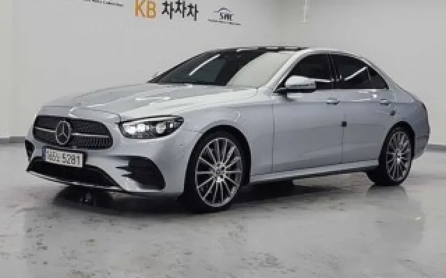 티볼리아머 중고차 E-클래스 W213 E350 4MATIC AMG LINE 매물 사진 2 - 2022/05 18,217km